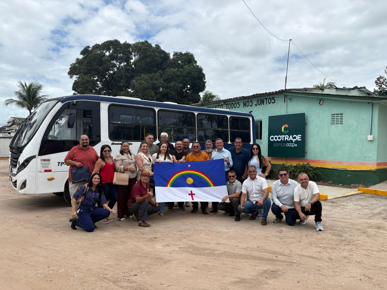 MISSÃO PERNAMBUCO! O cooperativismo do Amazonas unido em busca de inovação no Ramo Transporte.